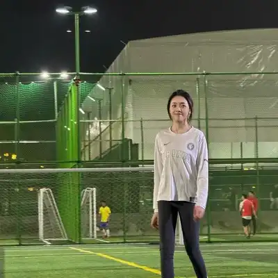 曹成美
